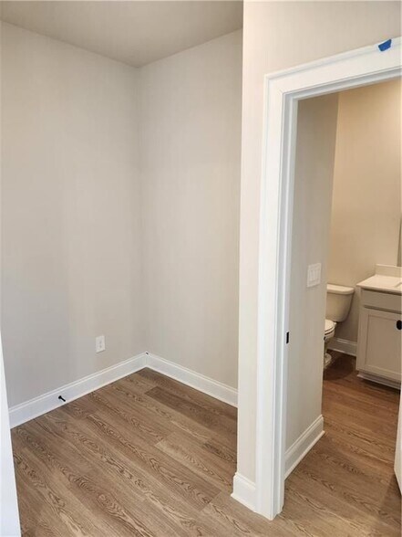 Building Photo - 1398 High Fls Ln