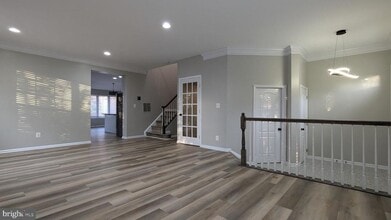 Building Photo - 21506 Trowbridge Square