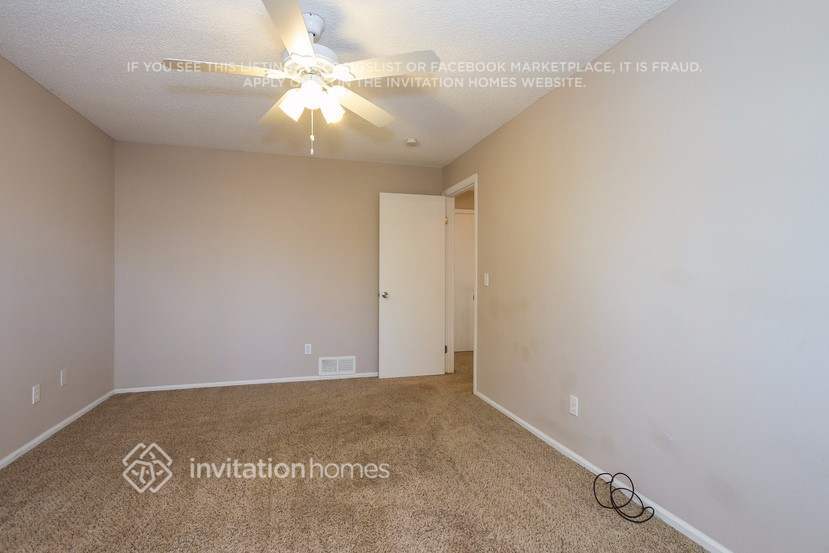 Building Photo - 4406 S Biscay Way