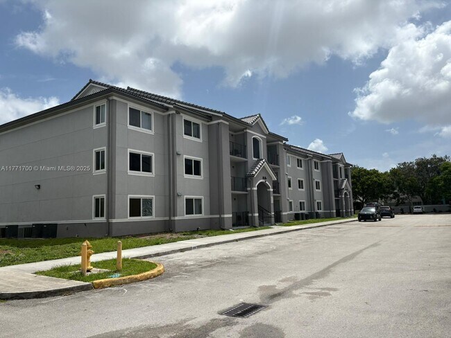 Building Photo - 15422 SW 284th St