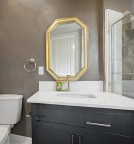 Building Photo - 1462 S Holt Ave