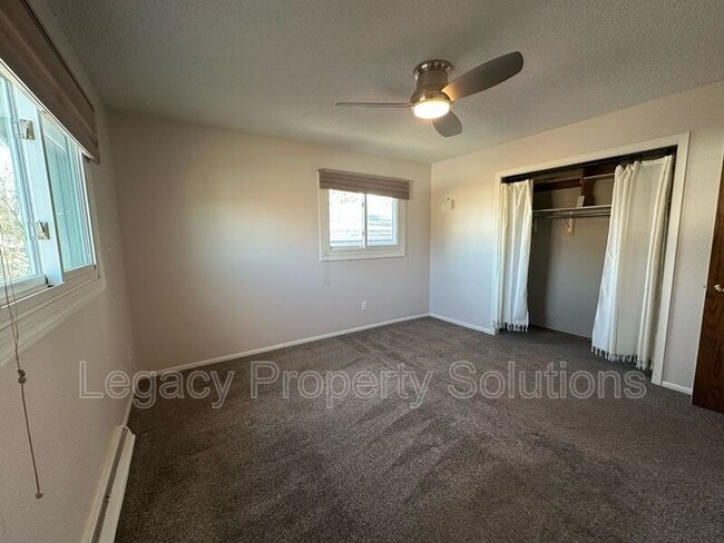 Building Photo - 1400 S 3rd St