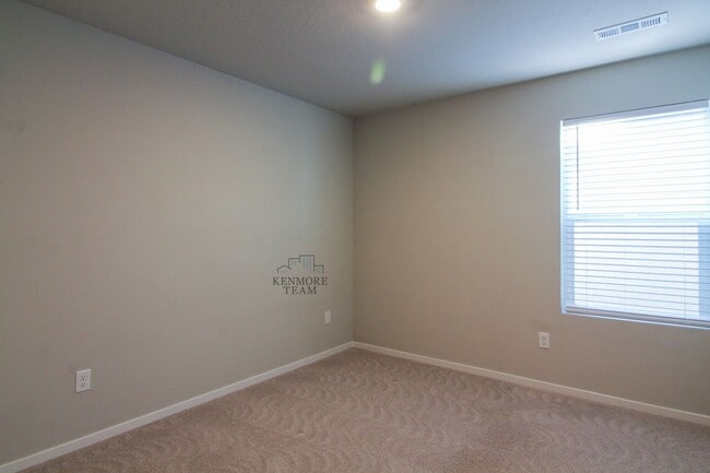 Building Photo - 7982 Ranchland Ln