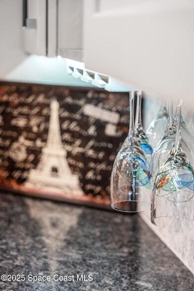 Building Photo - 1428 Rose Ct