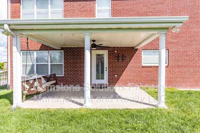 Building Photo - 2605 Paddock Park Dr