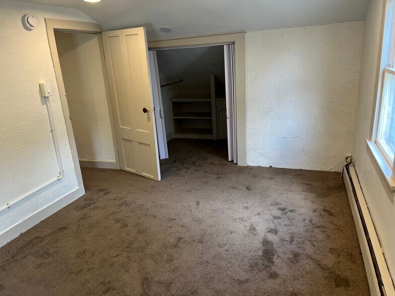Building Photo - 1400 Titus Ave