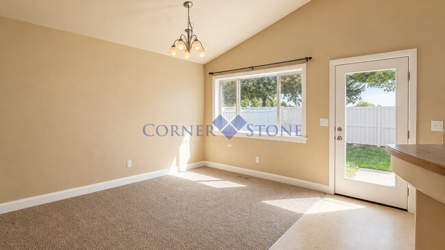 Building Photo - 1764 Ridge Way