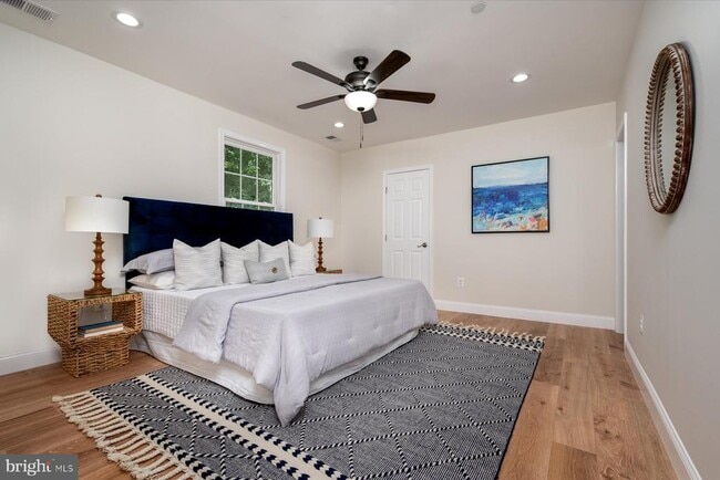 Building Photo - 1400 Lower View Ct