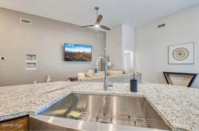 Building Photo - 15009 Concept Ct