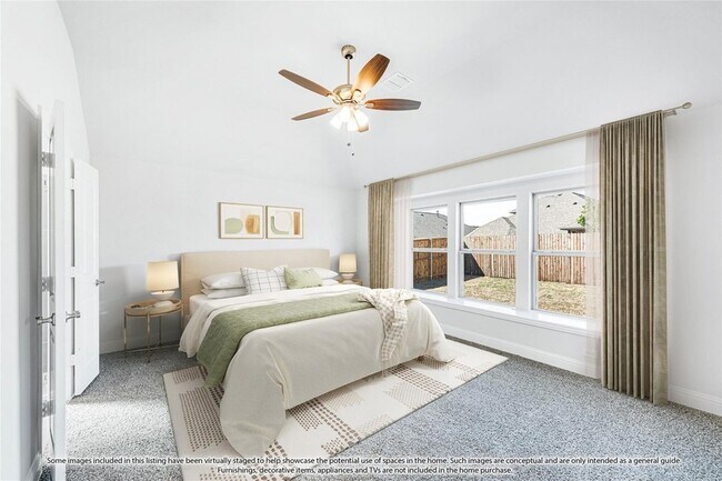 Building Photo - 804 Sedona St