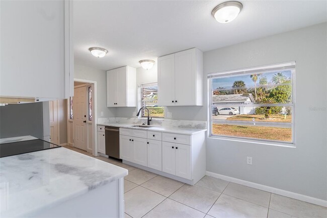 Building Photo - 124 Shelley Dr