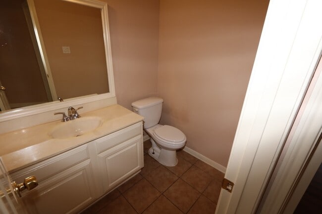 Building Photo - 12510 Sableleaf Dr