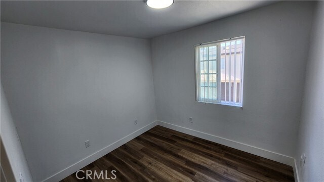 Building Photo - 988 El Camino Dr