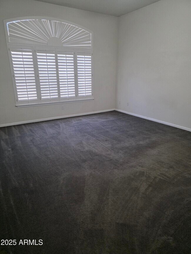 Building Photo - 4614 N Desert Stream Way