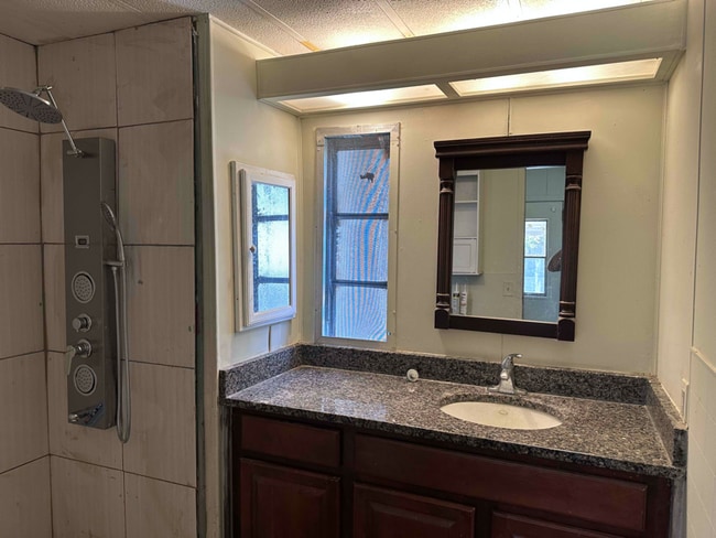 Building Photo - 4048 Boulder Dr