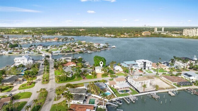 Building Photo - 7887 9th Ave S