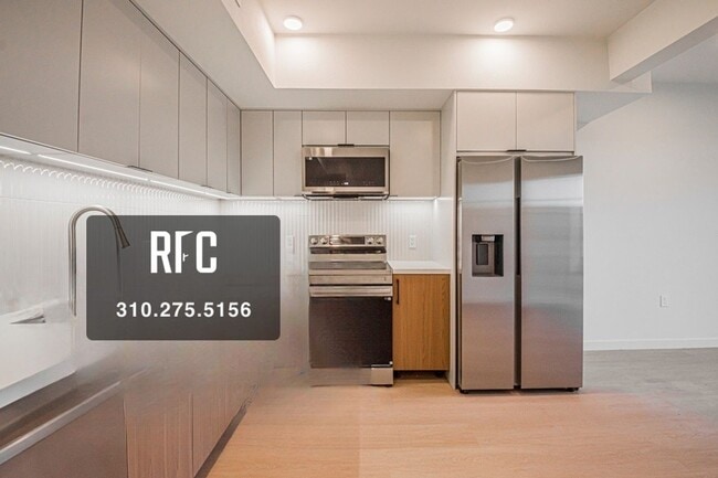 Building Photo - Welcome to the Gramercy