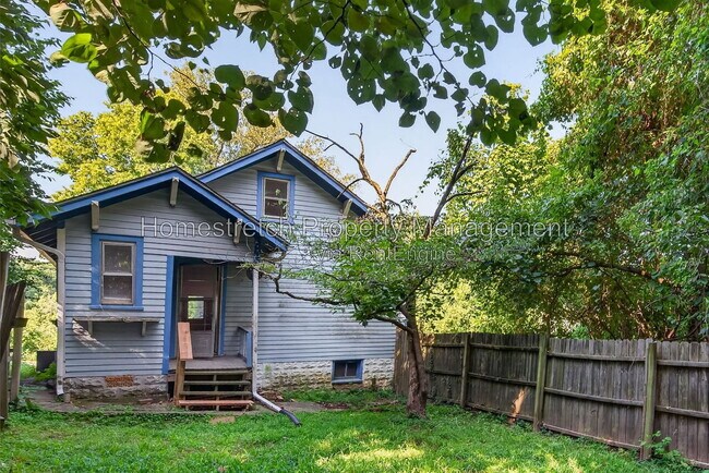 Building Photo - 2116 Mills Ave
