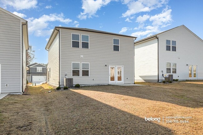 Building Photo - 1425 Rhodes Pond St