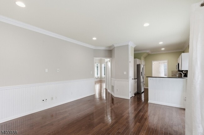 Building Photo - 7 Harvard Cir