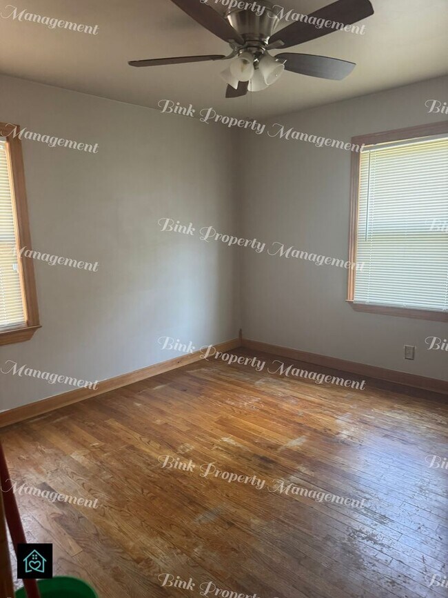 Building Photo - 2313 Copeman Blvd