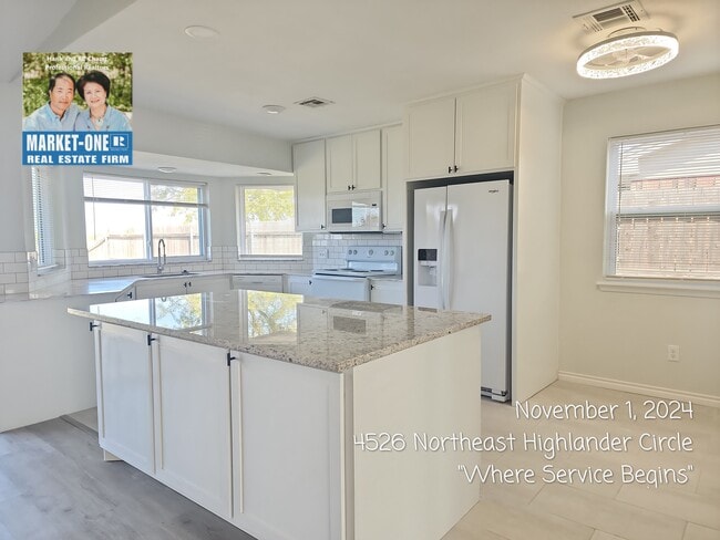 Building Photo - 4526 NE Highlander Cir