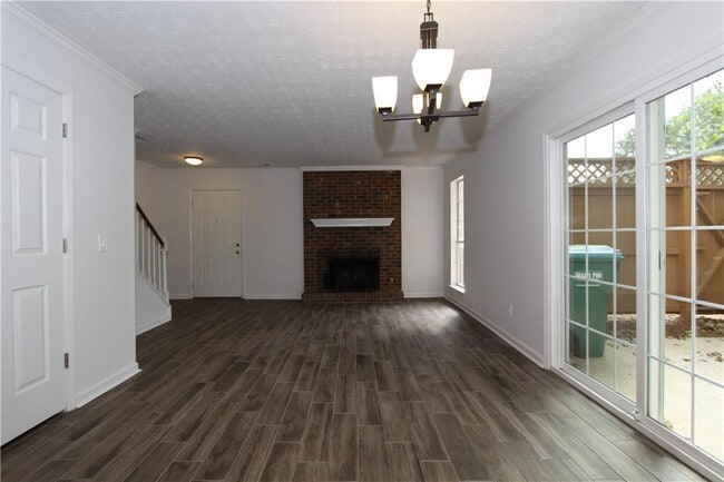 Building Photo - 5577 Clover Rise Ln