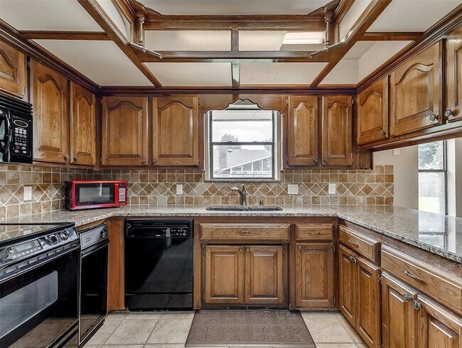 Building Photo - 12414 S Villa Ave