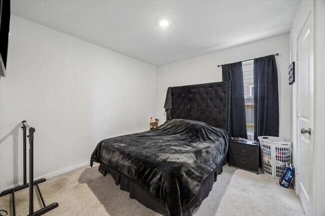 Building Photo - 18257 Pontecorvo Ln