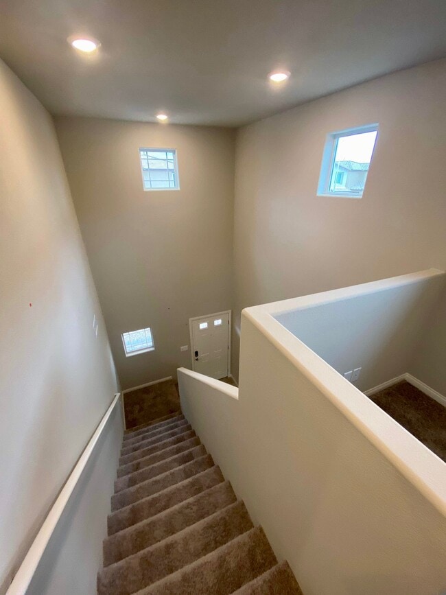 Building Photo - 3816 Antilia Ave