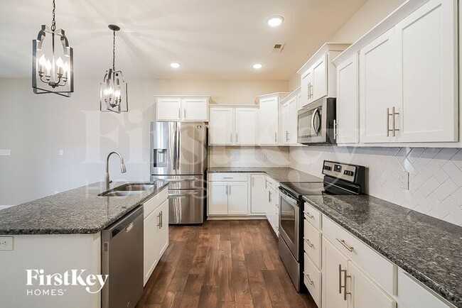Building Photo - 1333 Millet Dr