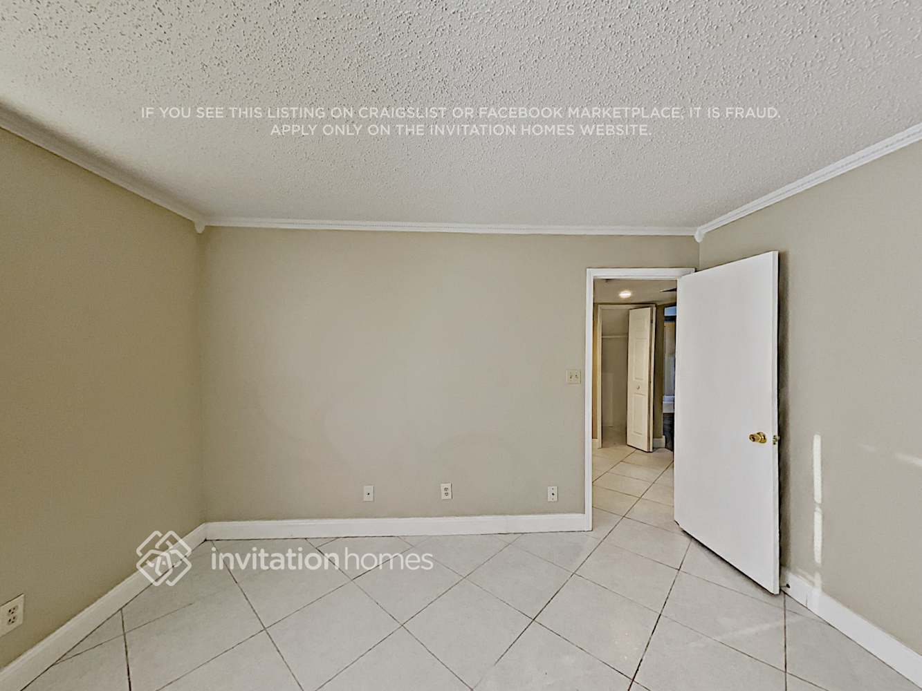 Building Photo - 3907 Kiawa Dr