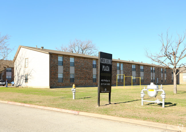 Primary Photo - Cleburne Plaza