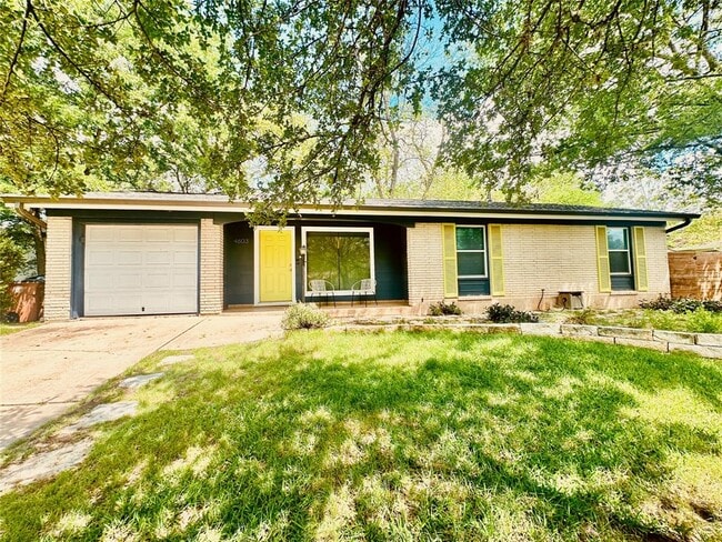 Building Photo - 4803 Everglade Dr