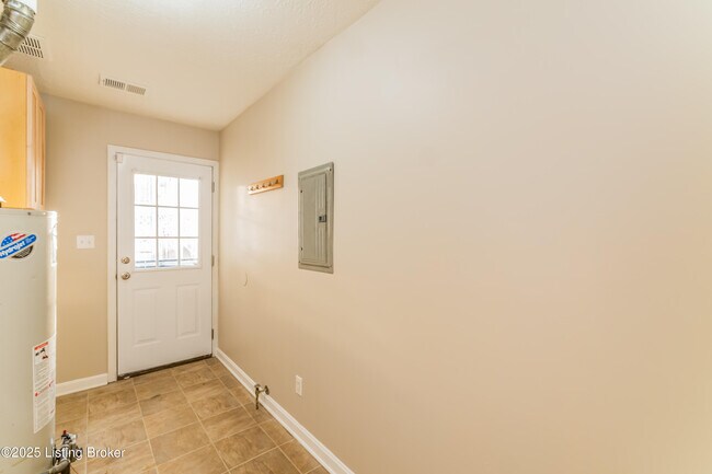 Building Photo - 7111 Nathan Hale Way