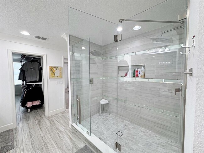 Building Photo - 6160 Hamlin Reserve Blvd