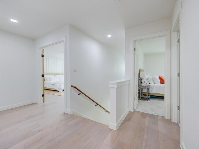 Building Photo - 11224 Pickard Ln
