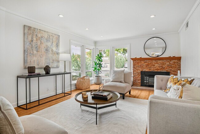 Building Photo - West San Jose home four bedrooms three baths with separate bedroom and full bath