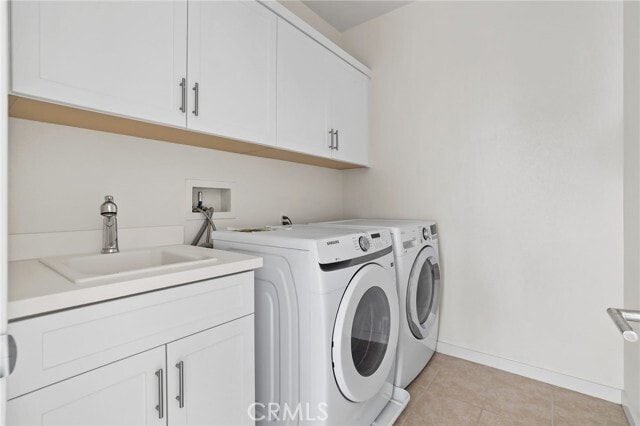 Building Photo - 216 Finch