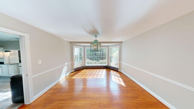 Building Photo - Updated  4/3.5 Farmhouse in Bethesda on Private, 1.5 Acre Lot