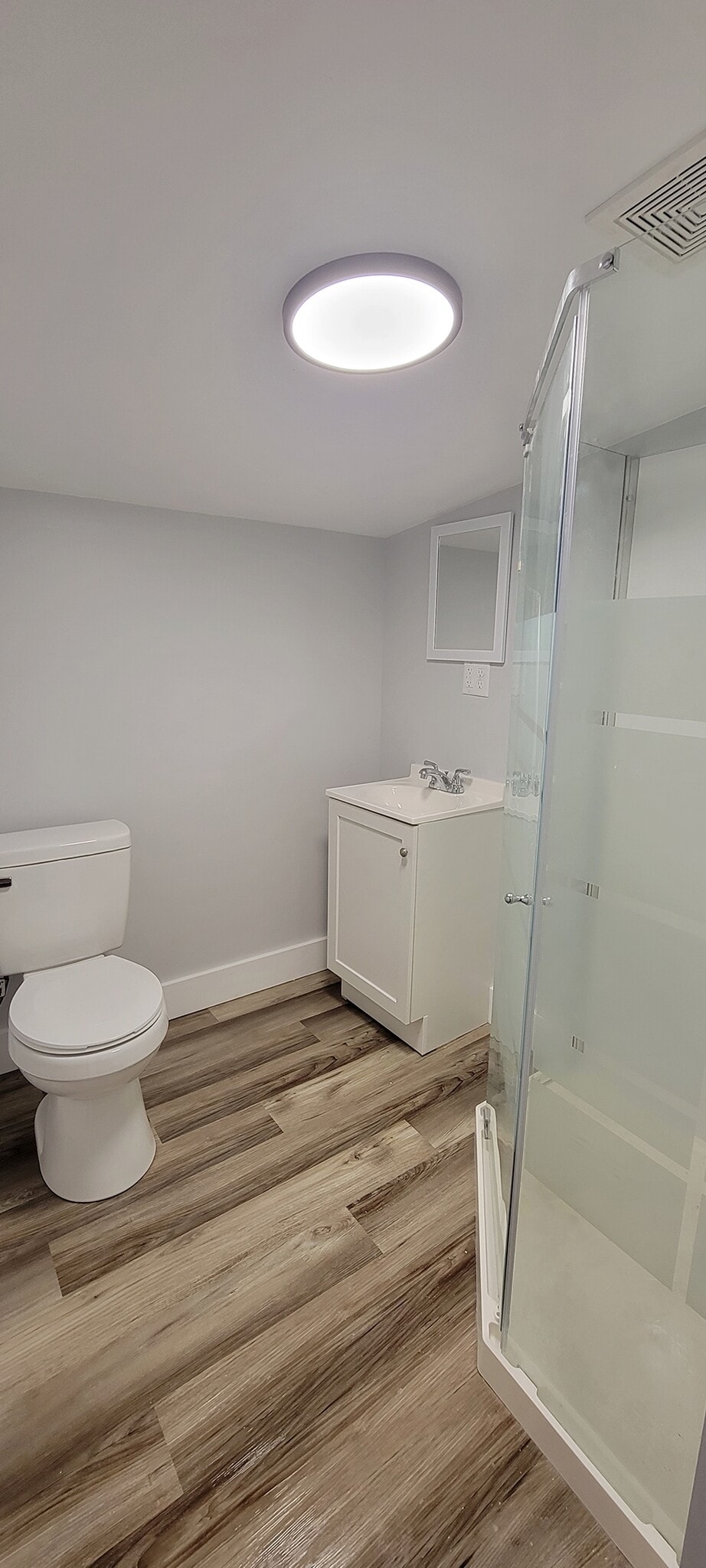 Bathroom - 1116 beecher ave