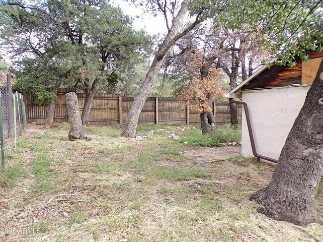 Building Photo - 100 E Ramsey Canyon Rd