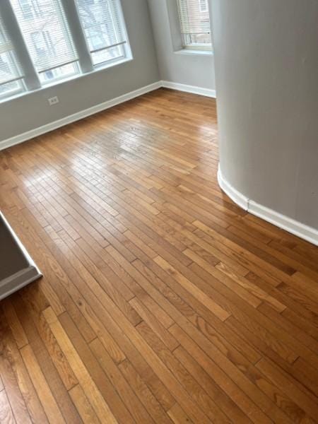 Building Photo - 6037 S Rhodes Ave