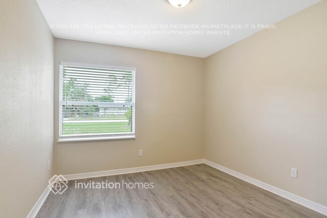 Building Photo - 974 Treadway Dr