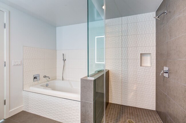 Building Photo - Unit Type: F1 | 2 Bedroom | 2 Bathroom