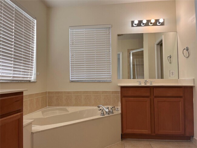 Building Photo - 27379 SW 143rd Ct