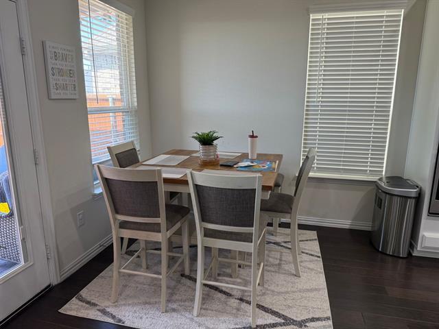 Building Photo - 2505 Temple Dr