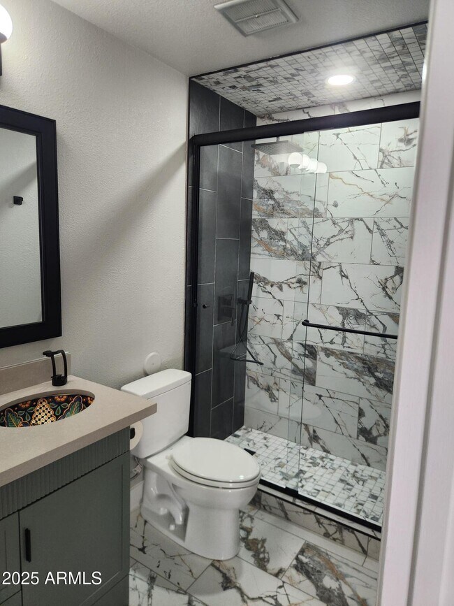 Building Photo - 4419 N 27th St