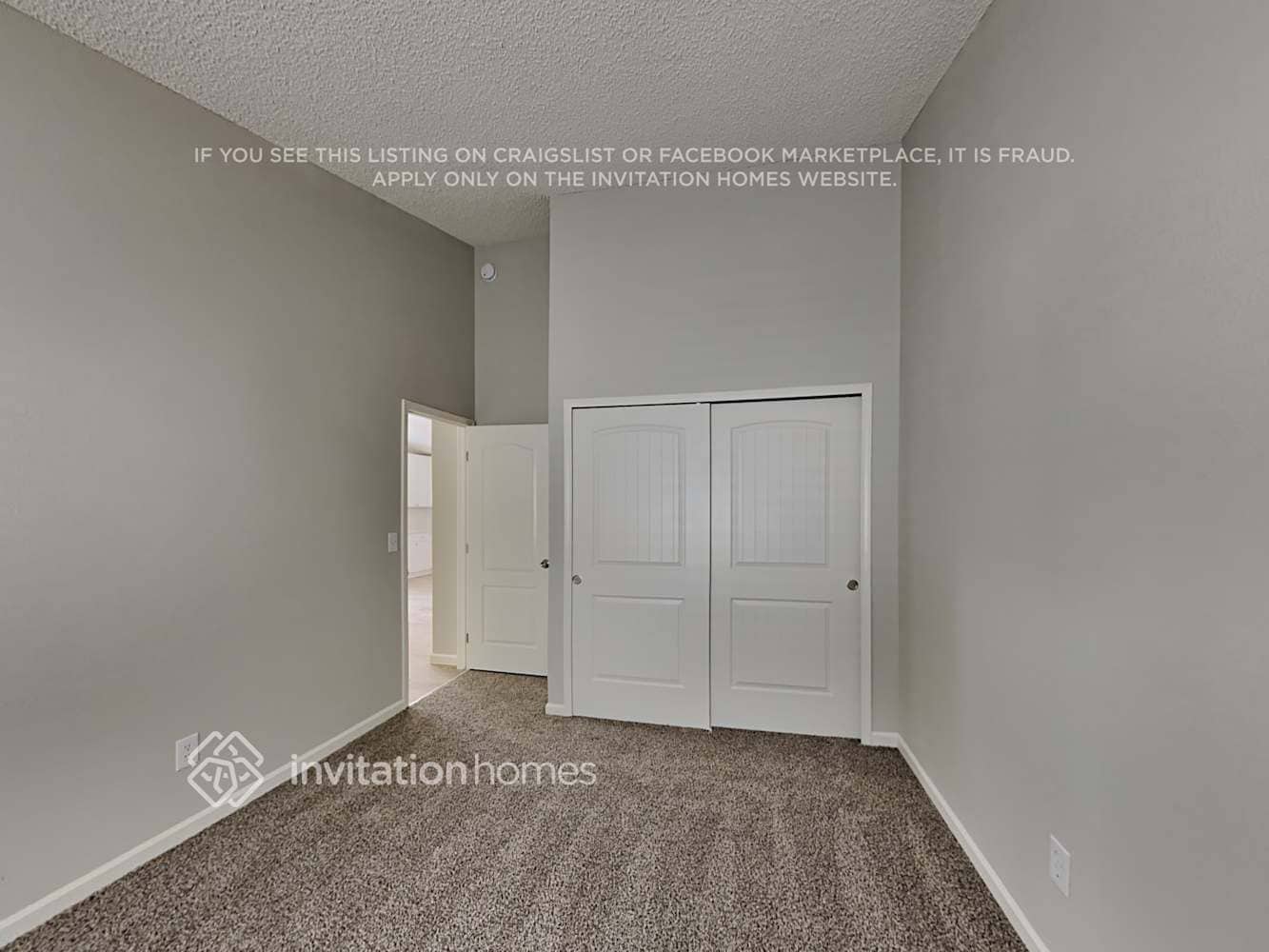 Building Photo - 6142 Oakwood Blvd