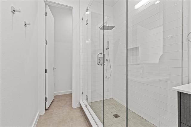 Building Photo - 4210 Delano Pl